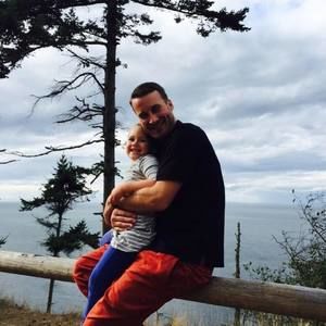 Meet your Posher, Clint